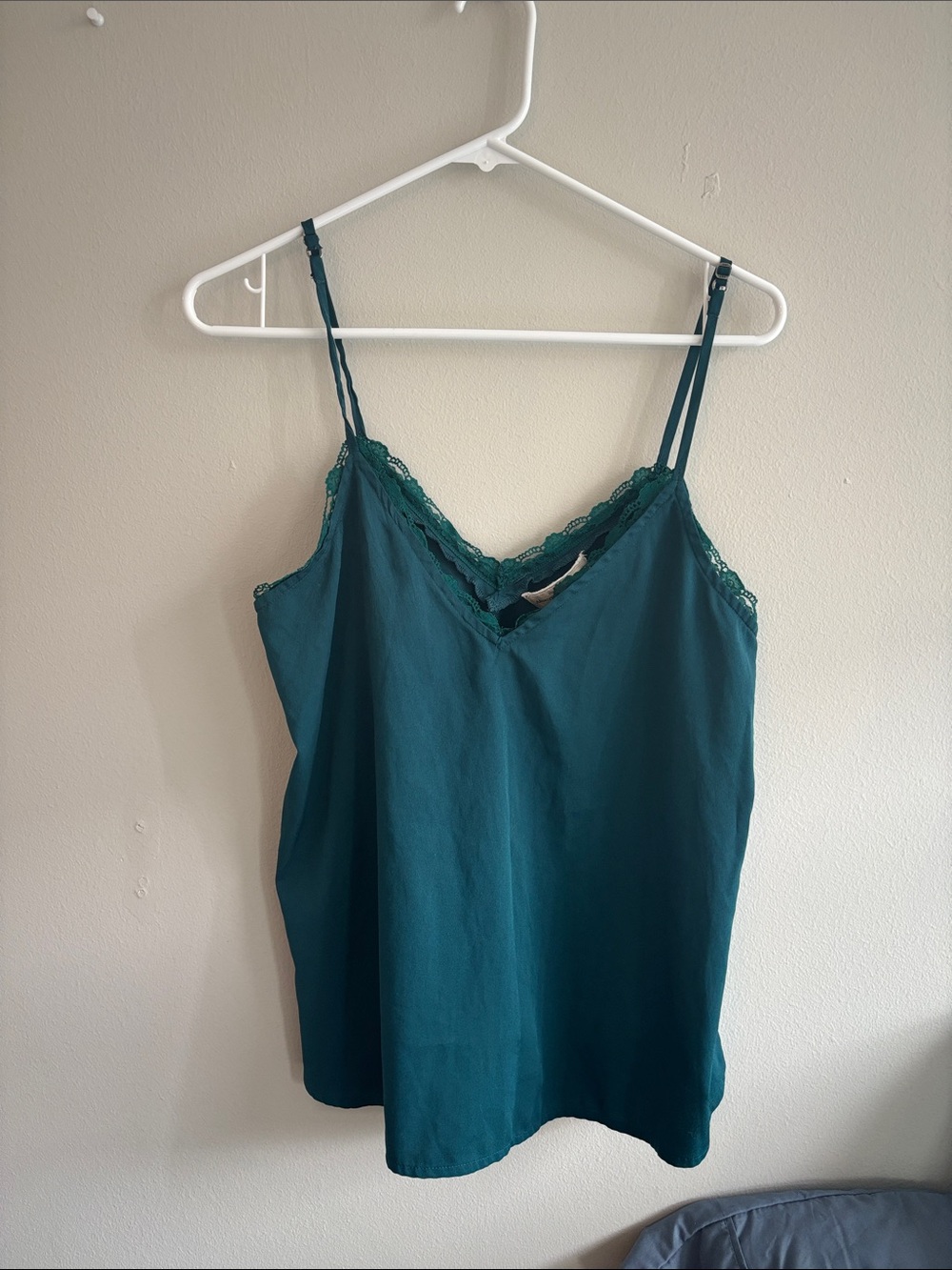 Abercrombie & Fitch Teal Lace-Trim Camisole